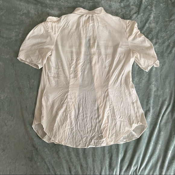 Frame Twisted Shoulder Button-Front Puffed Sleeve Top - Picture 6 of 12